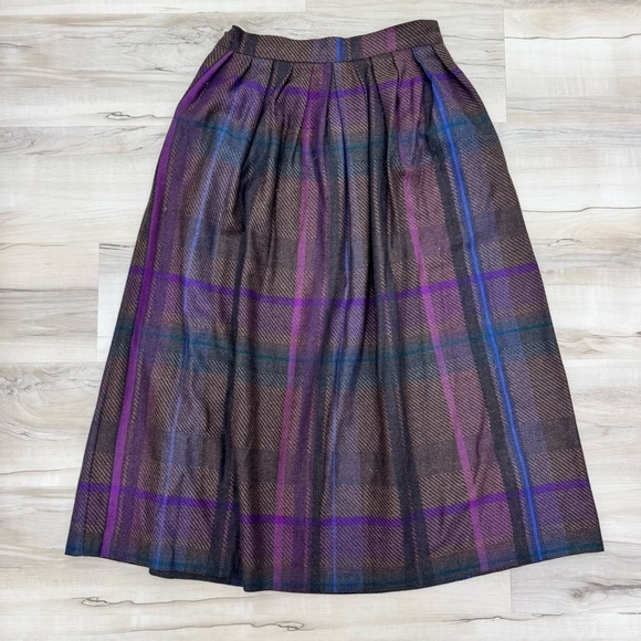 Vintage Diane Von Furstenberg pleated wool blend skirt made in Portugal Sz 10 - Picture 2 of 7